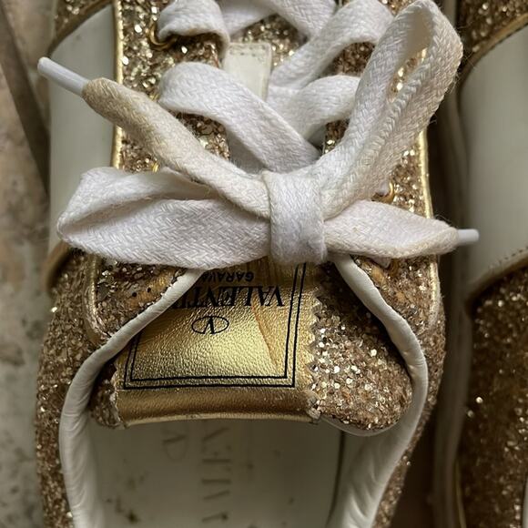 VALENTINO GARAVANI Glitter Flycrew Sneakers - Picture 8 of 16